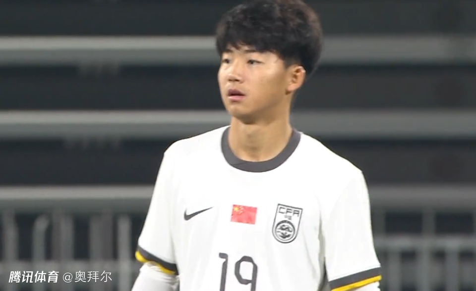 U17国足开门黑！媒体人：一手好牌打得稀烂，没邝兆镭确实不行