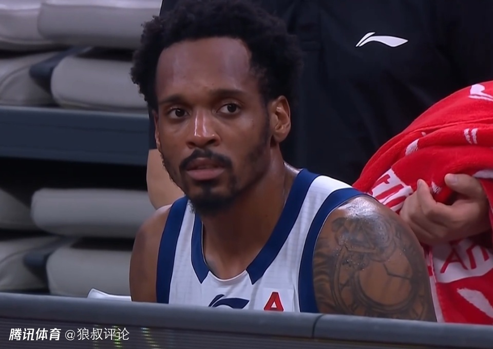 广厦外援布朗：我们有多次机会追近比分 但一接近就出现各种犯规
