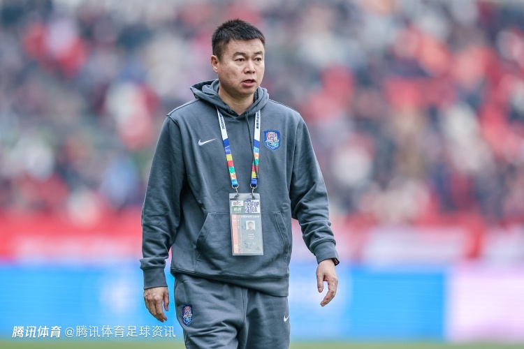  媒体人：现在让于根伟下课解决不了问题 后金元时代没钱是万万不能的
