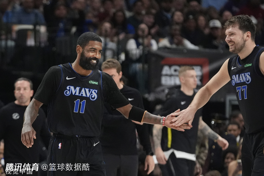 欧文谈完成空接暴扣感谢东契奇 调侃队友曾不相信他能空接_热议nba