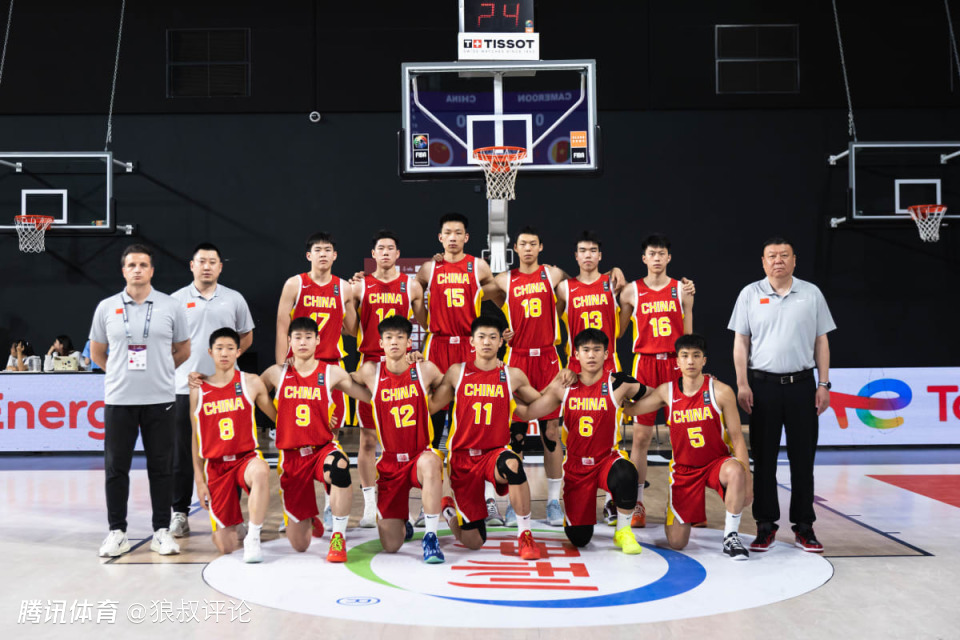 中国U17男篮世界杯首胜引热议！张懿赵杰获盛赞 张宇辰异军突起