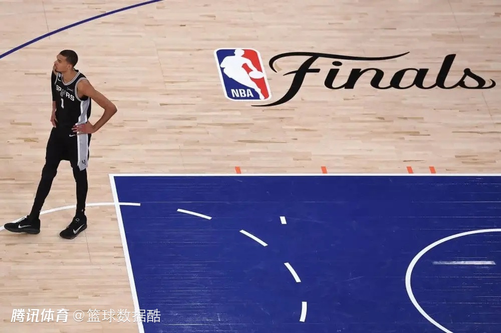 ESPN解读马刺灾难级崩盘：下半场出手质量创最差 文班或累了