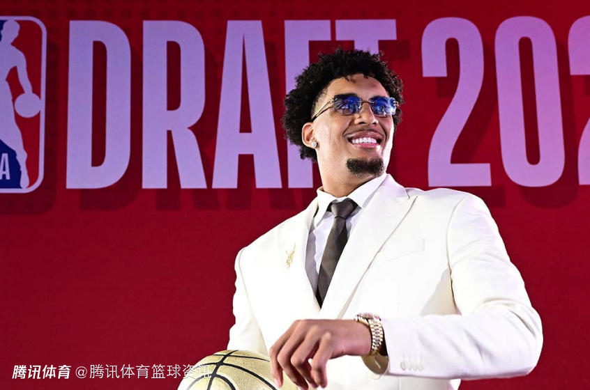 伦德博格：现在仍不敢相信梦想成真 进NBA是我能回报母亲最微不足道的事