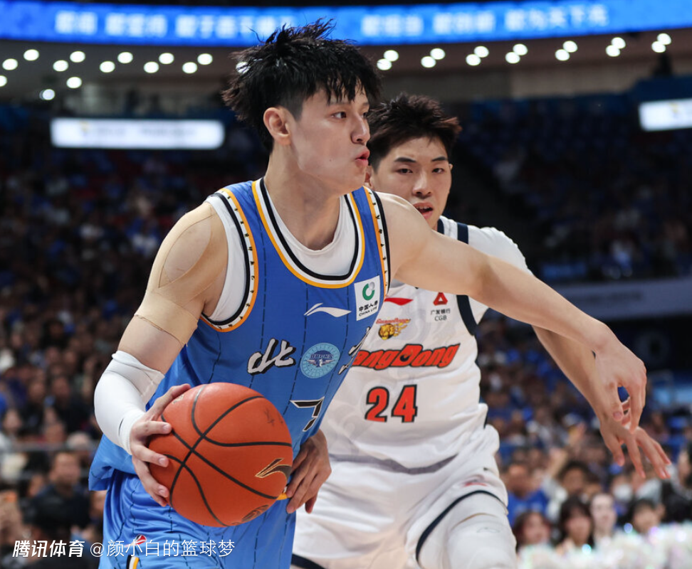  北京逆转广东总分2-1晋级！周琦18+8+4帽曾凡博15分 下轮战上海