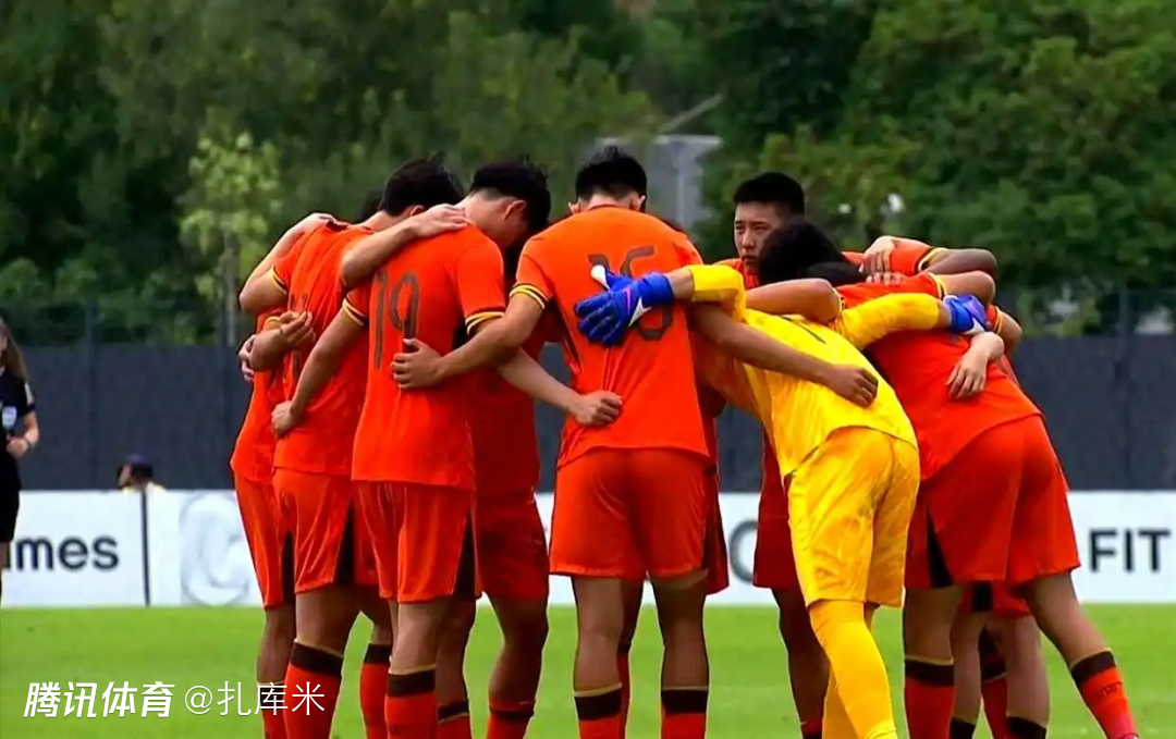 土伦杯-刘佳乐闪击、依合散扑点，国青1-0十人哥伦比亚、3战2胜1负