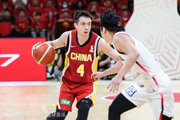 赵继伟：对方五外战术让我们轮转上出现问题 防不住霍金森确实很难上分