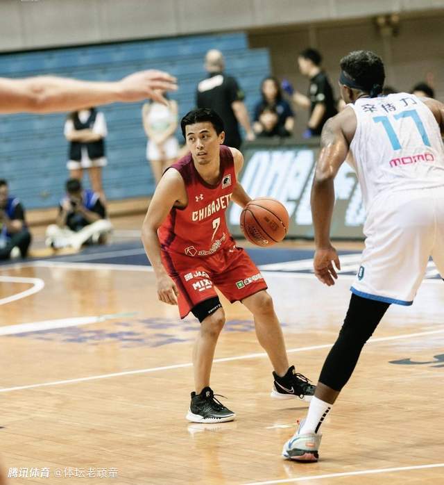 社区>篮球社区>中国篮球>1米68日本国手砍28分:富坚勇树率队打进东亚