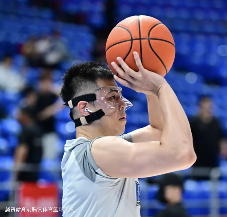  能否一人一城？方硕今夏合同到期去留待定 需和俱乐部沟通再做决定