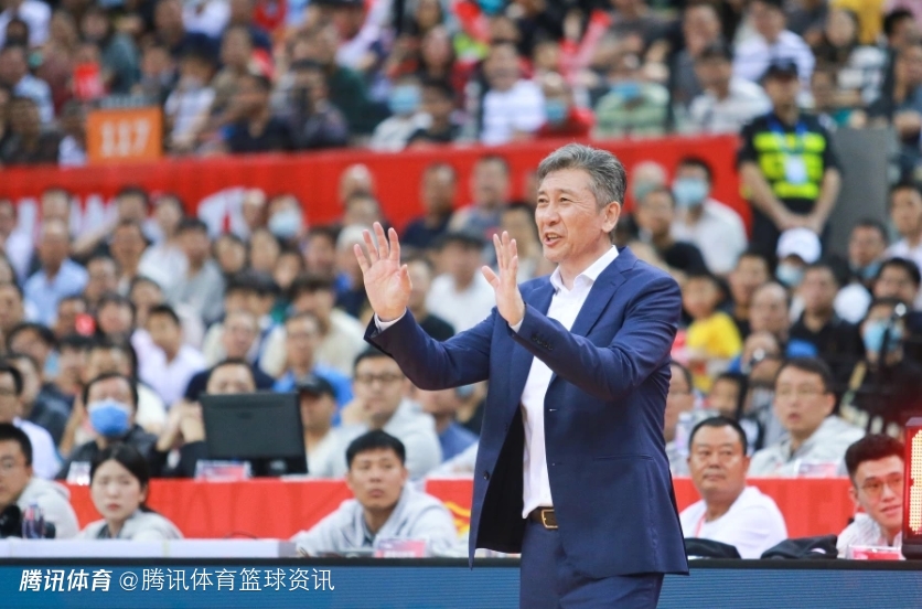 郑永刚:主力球员体能问题很大 年轻球员表现整体可以_中国篮球社区_腾