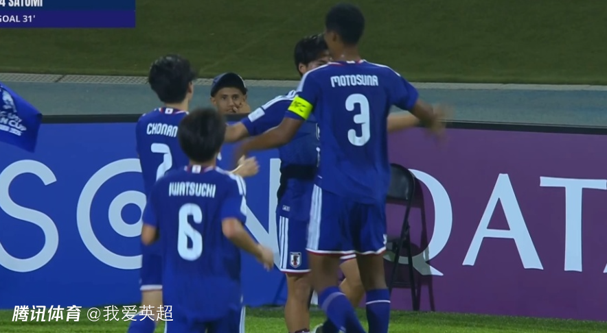  半场崩盘！U17国足0-3日本 秦子牛扑救失误 场面被动0射门+控球率3成