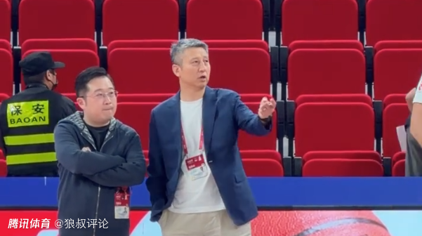 郭士強現場觀賽！上海男籃主場戰廣東12人名單：拉塞爾弗格在列 徐杰復出