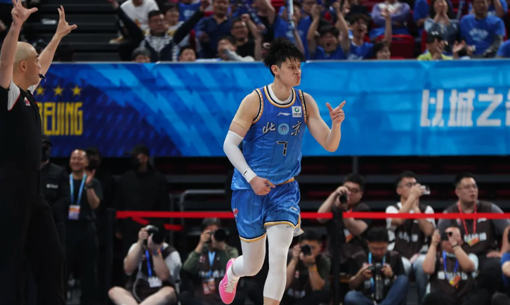 CBA季后赛：北京力克广东大比分1-0 曾凡博23分杰曼21+8赵睿复出