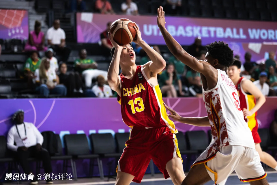 张懿赵杰：能代表中国参加世青赛很激动 教练组没给我们太多压力
