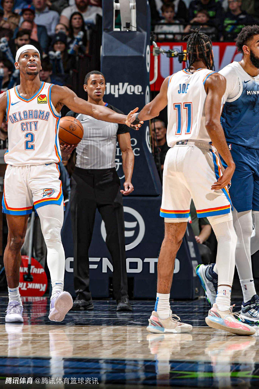 雷霆主帅球队今天表现很强硬没人愿意与多特对位