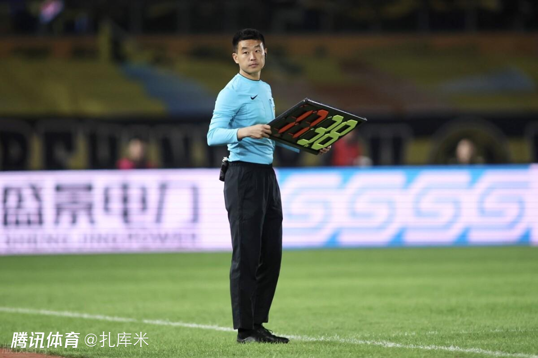 中超裁判:多名嫩哨亮相!马宁执法三镇vs梅州 王竞执法泰山战浙江