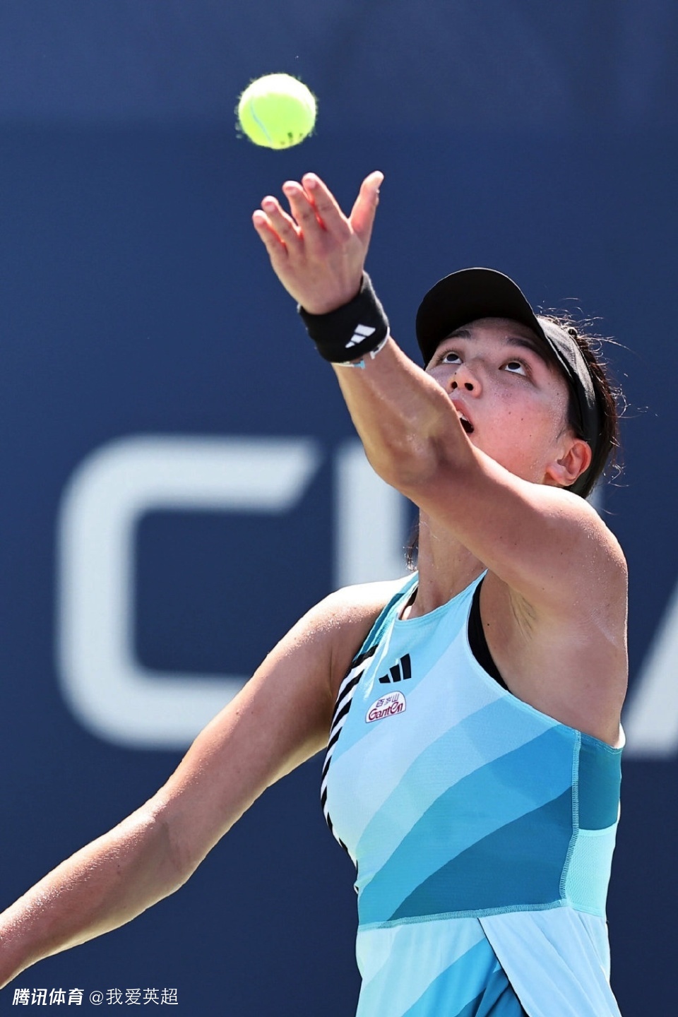 美网:王欣瑜2-1逆转首进大满贯16强 排名升至第39位再创新高_爱网球