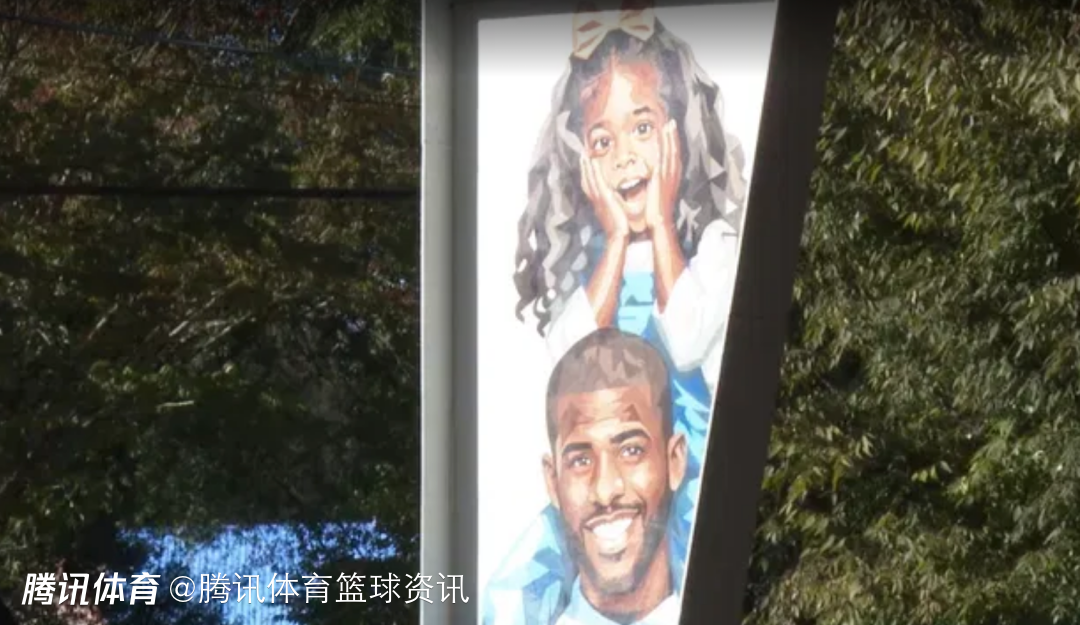 暖心善舉！保羅出席家鄉球場全新壁畫揭幕 自掏腰包回饋社區