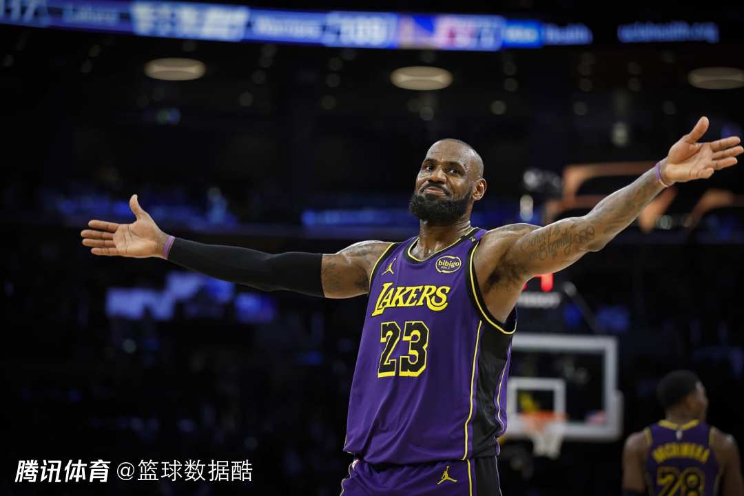  ESPN解读老詹新合同金额和去处：1年3000万 留湖人赚最多