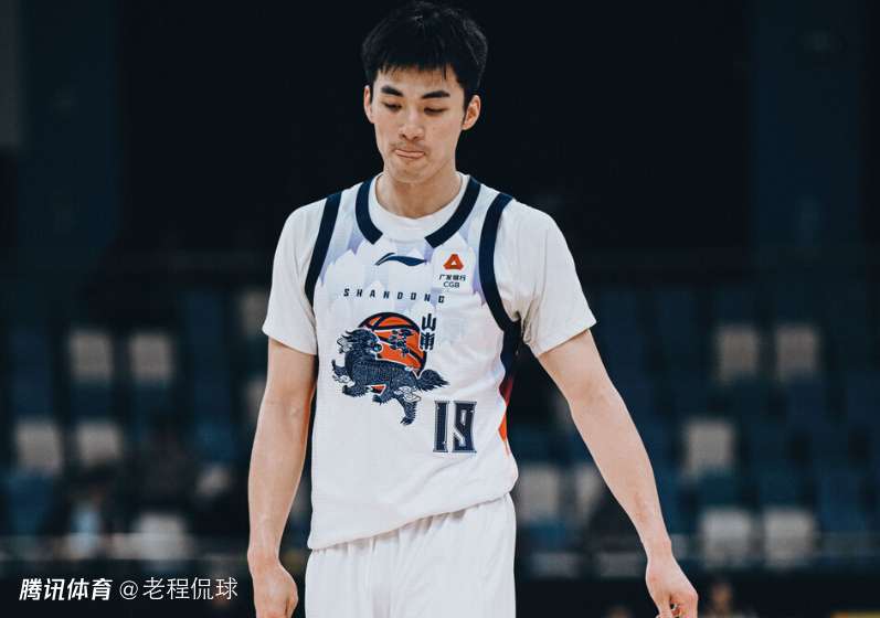 合同到期后未和山东队续约 于德豪会回老东家深圳吗？