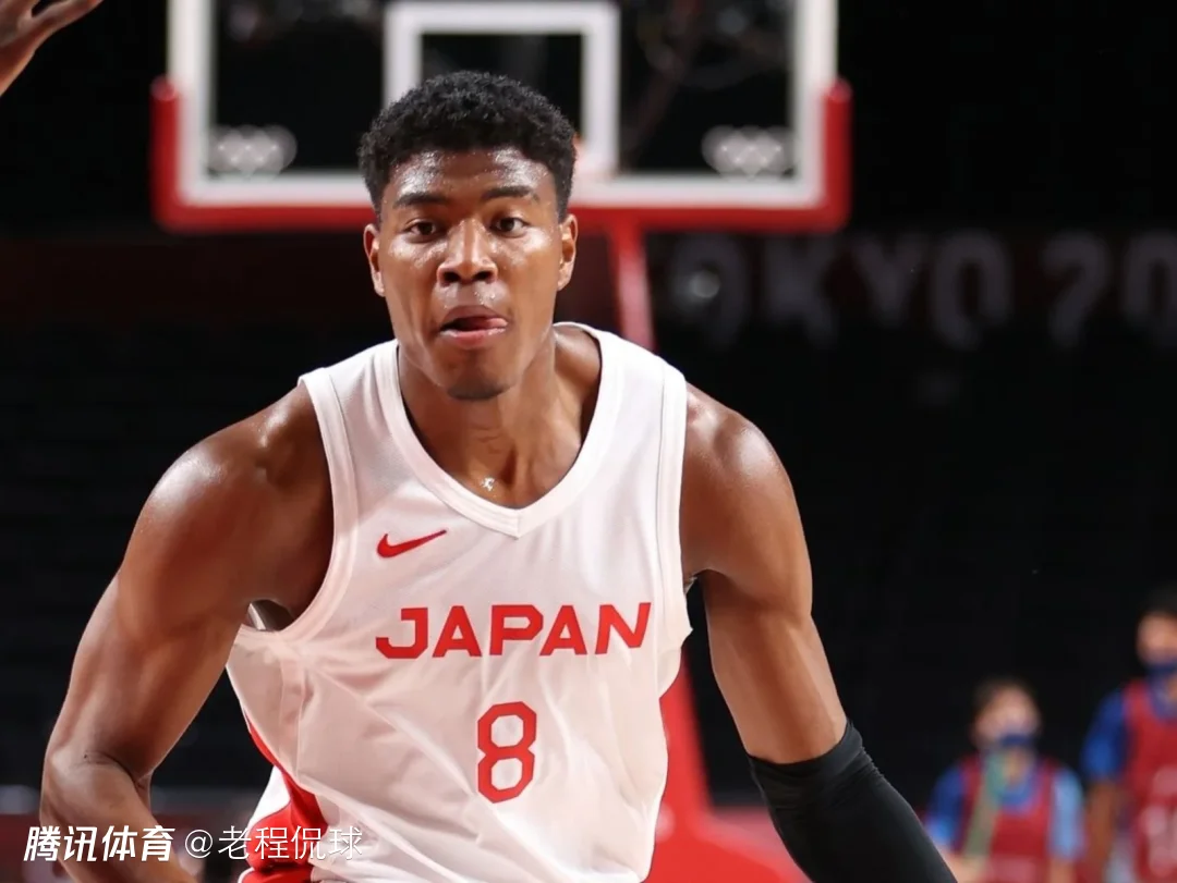 八村垒：姚明从退役时最大遗憾是男篮后继无人 我也在思考同样问题