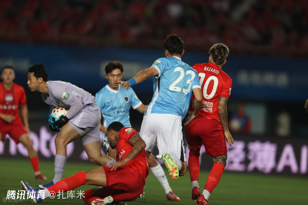 半场战报-彭鹏救险、卡尔采夫失良机，河南队暂0-0深圳新鹏城