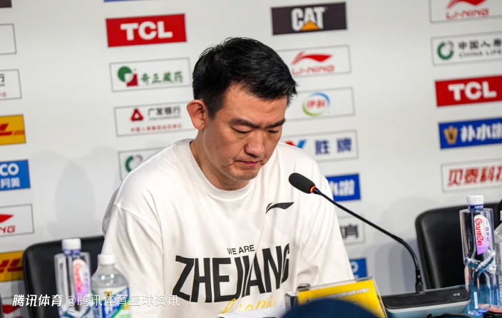  王博：上海对总冠军渴望比我们强烈 球队会尽力去拼没啥思想负担