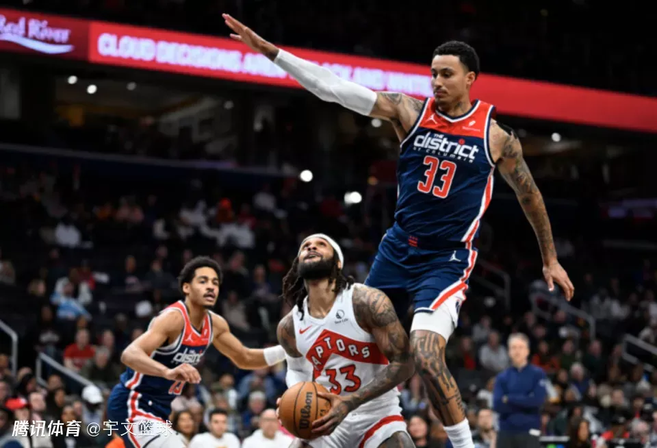 24号nba综述太阳三巨头70分轻取马刺火箭创纪录豪取8连胜