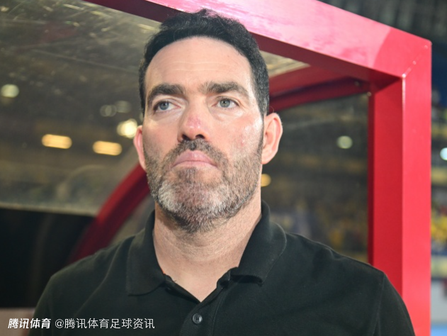足球报：重塑三镇防守成苏亚雷斯首要任务 新帅未激进变革先全面熟悉球队