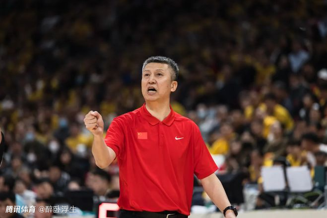 中国男篮6月3-4日两战塞尔维亚俱乐部 19人阵容多达10位后卫