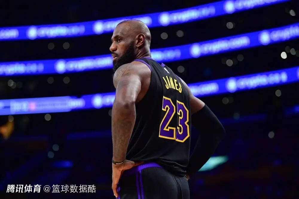 TA称湖人白白失去老詹乃今夏输家 勇士格林：经济和竞技双重损失