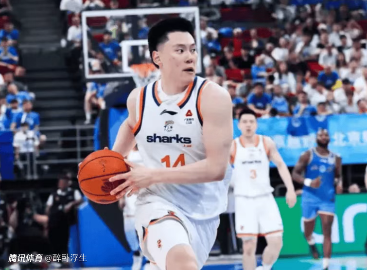 落后20分算个屁！上海第三节狂轰39-11反超北京 李弘权单节13分