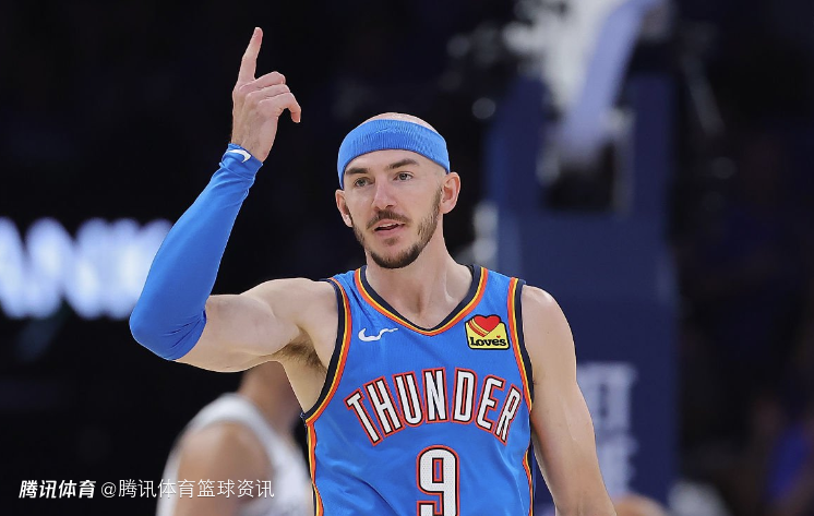  卡鲁索：从容命中空位三分球是靠苦练 哈滕顶住压力给文班对抗拉满