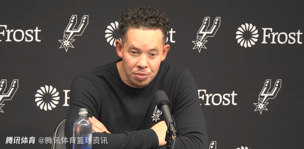 米奇：相較于首戰這場打得好了不少 末節上三后衛陣容我們進攻很流暢