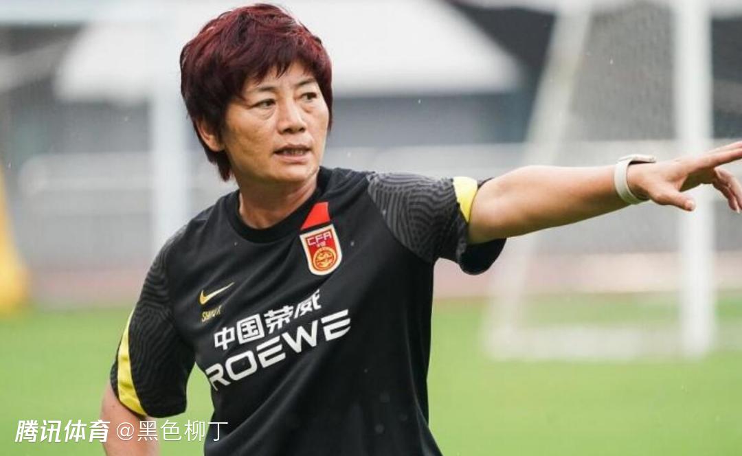 中国女足放弃抱怨的国脚肖裕仪更换5人战亚运会
