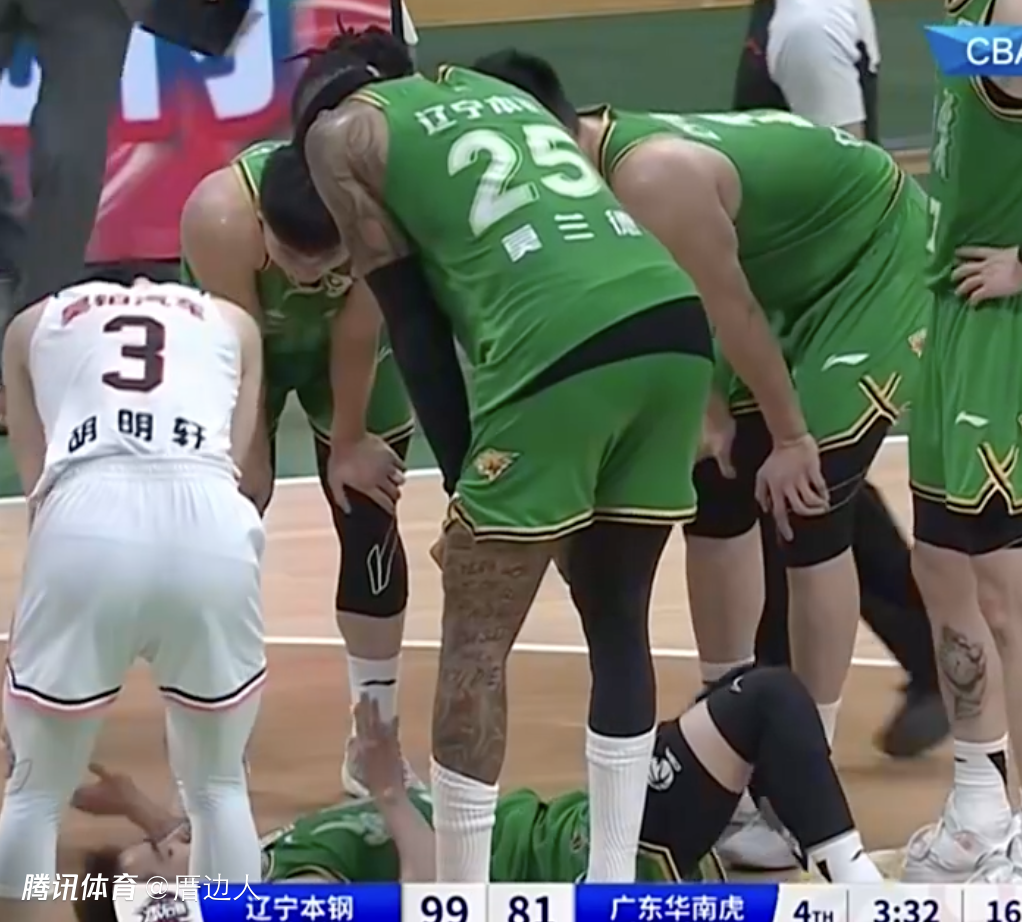 杜锋吐槽辽宁多次放倒周琦被质疑双标 爱徒上腿顶翻赵继伟