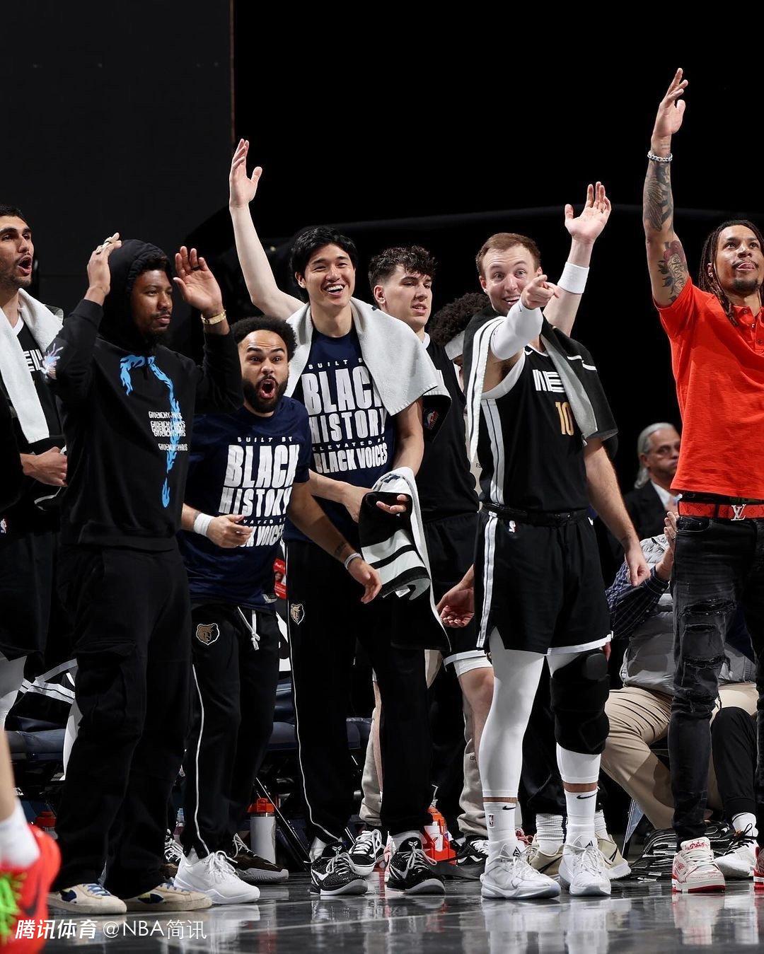 湖人旧将加布里埃尔2 4 2_热议nba社区_腾讯体育社区