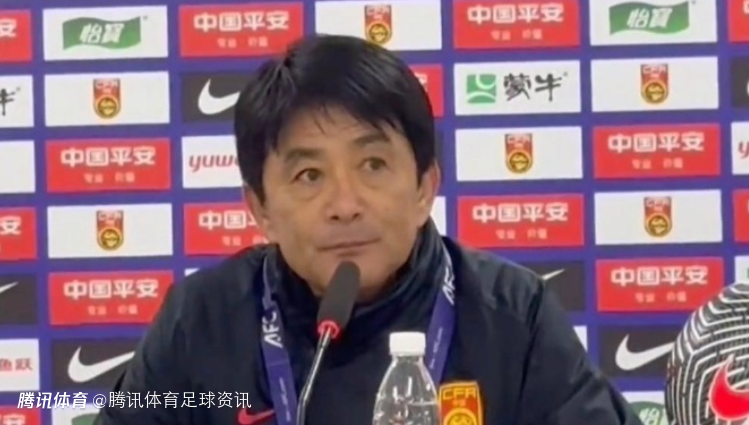 浮嶋敏：首发已摆出状态最好球员 下半场变阵&反扑韧性值得表扬
