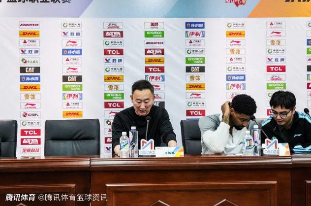 CBA官方：劉維偉與球迷發(fā)生口角使用不當(dāng)言語(yǔ) 罰款4萬(wàn)人民幣